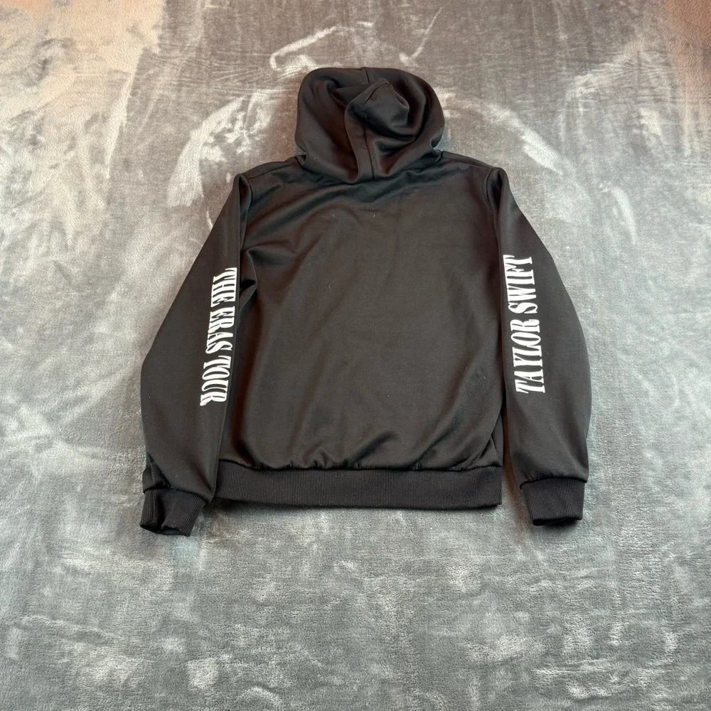 Taylor Swift‎ The Eras Tour Hoodie Size 9/10 Kids Black